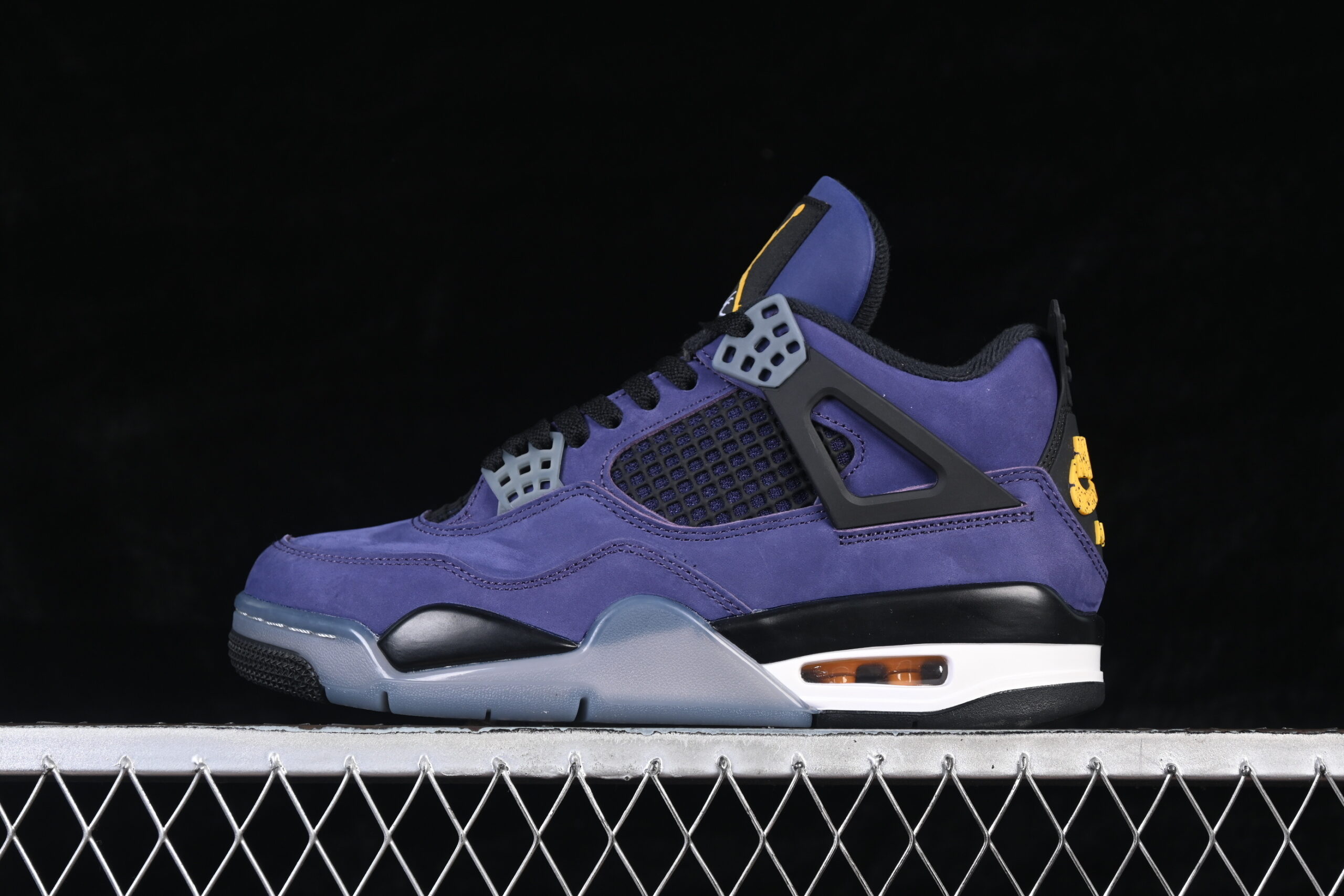 AJ 4 Retro ‘Lakers’ FV5029-500 AJ 4 Retro ‘Lakers’ FV5029-500