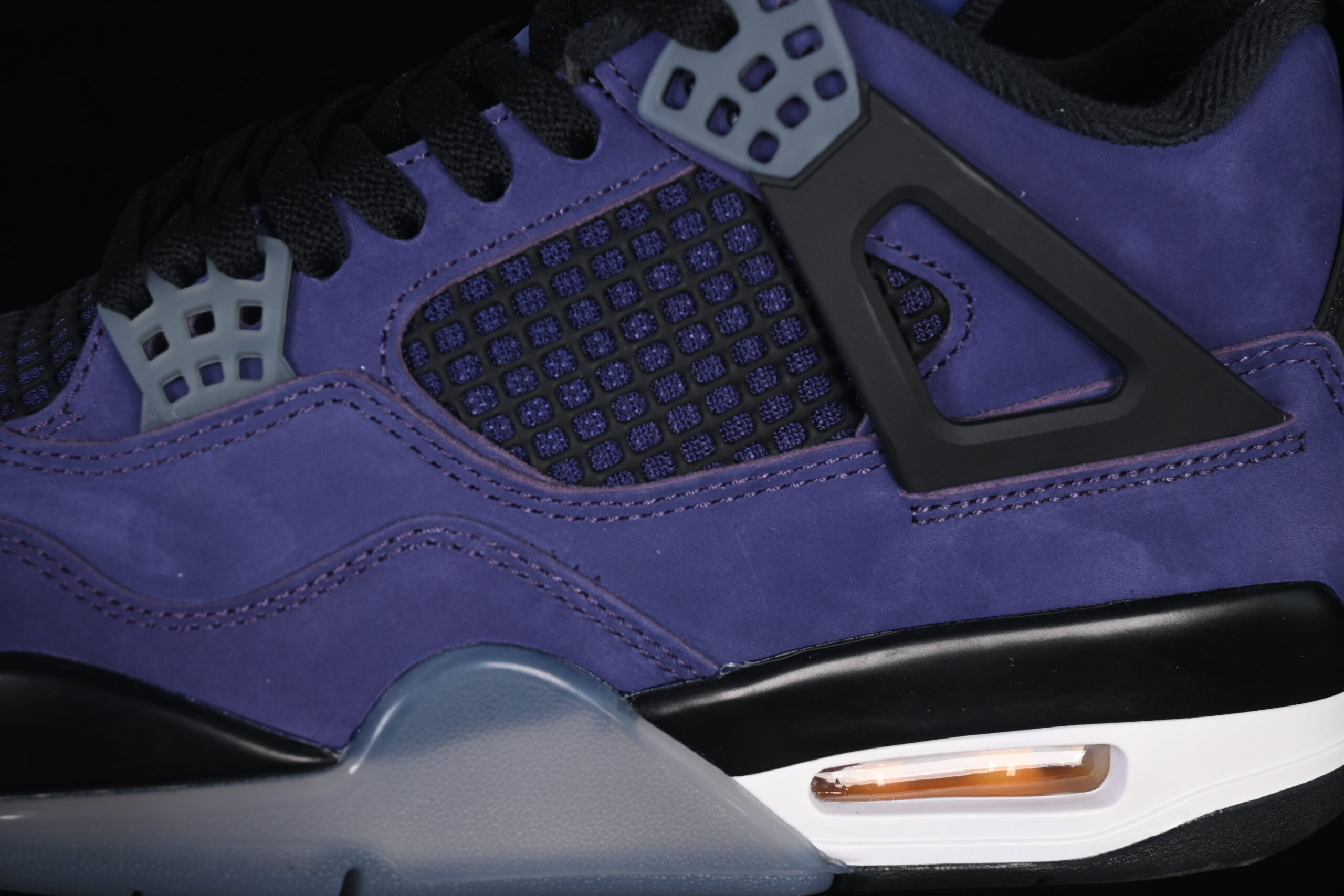 AJ 4 Retro ‘Lakers’ FV5029-500 AJ 4 Retro ‘Lakers’ FV5029-500