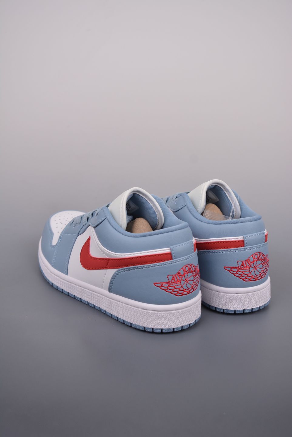 AJ 1 Low ‘Blue Whisper’ DC0774-164 AJ 1 Low ‘Blue Whisper’ DC0774-164