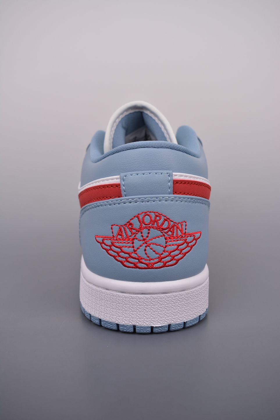 AJ 1 Low ‘Blue Whisper’ DC0774-164 AJ 1 Low ‘Blue Whisper’ DC0774-164