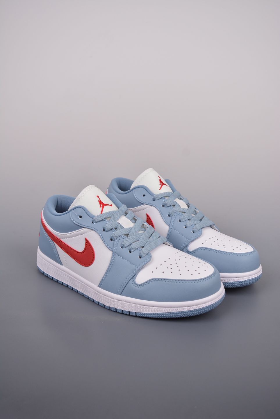 AJ 1 Low ‘Blue Whisper’ DC0774-164 AJ 1 Low ‘Blue Whisper’ DC0774-164
