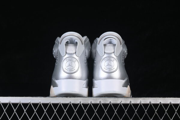 AJ 6 Retro x PSG ‘Metallic Silver’ IQ5135-010 AJ 6 Retro x PSG ‘Metallic Silver’ IQ5135-010