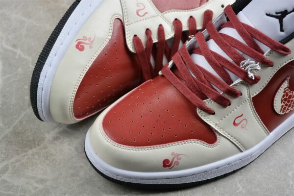 AJ 1 Low ‘Year Of Snake Steampuppet’ 553558-132