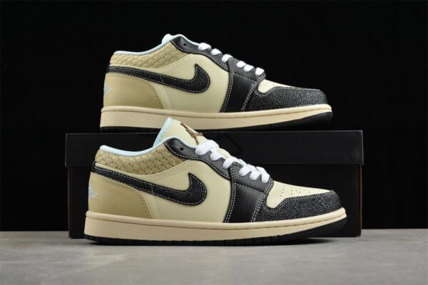 AJ 1 Low SE ‘Coconut Milk Black’ HQ3437-101