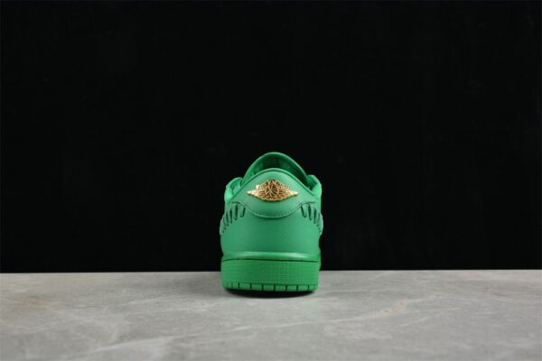 AJ 1 Low Method of Make ‘Lucky Green’ FN5032-300