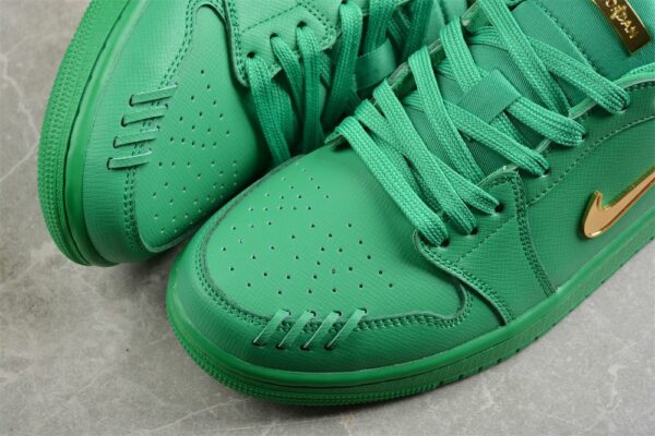 AJ 1 Low Method of Make ‘Lucky Green’ FN5032-300
