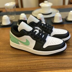 AJ 1 Low ‘Green Glow’ 553558-131 9 f3de23a6 result