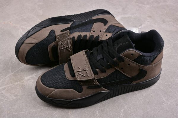 AJ 1 Jumpman Jack TR Travis Scott ‘Dark Mocha’ FZ8117-204