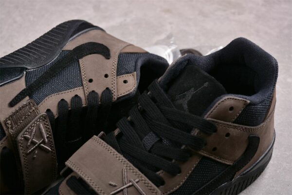 AJ 1 Jumpman Jack TR Travis Scott ‘Dark Mocha’ FZ8117-204