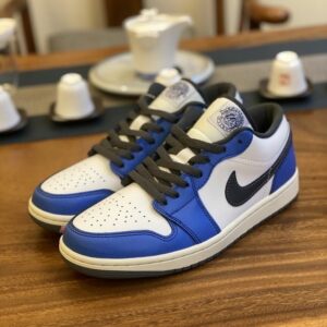 AJ 1 Low ‘Flight’ FV8439-104