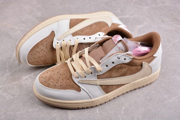 AJ 1 Low Travis Scott ‘Reverse Mocha’ DM7866-106