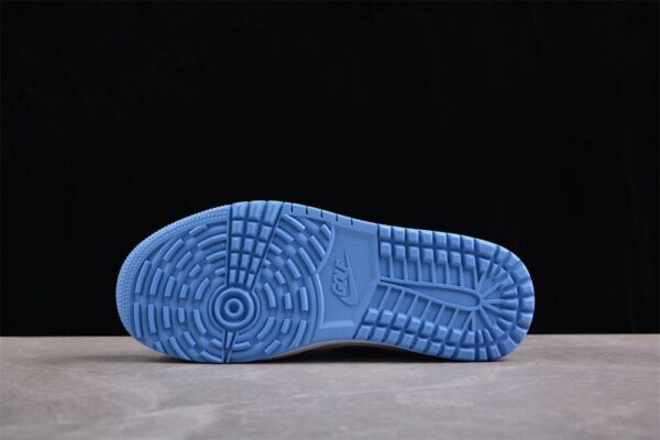 AJ 1 Mule Golf ‘University Blue’ FJ1214-400