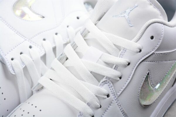 AJ 1 Low ‘Glitter Swoosh’ FQ9112-100