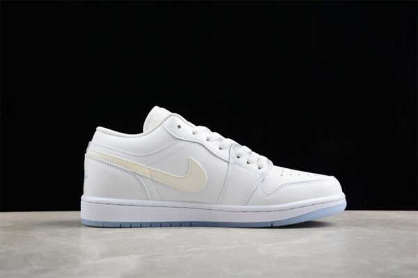 AJ 1 Low ‘Glitter Swoosh’ FQ9112-100