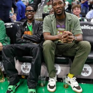 travis scott jordan jumpman jack green spark vapor green black IM9113 300 2 result
