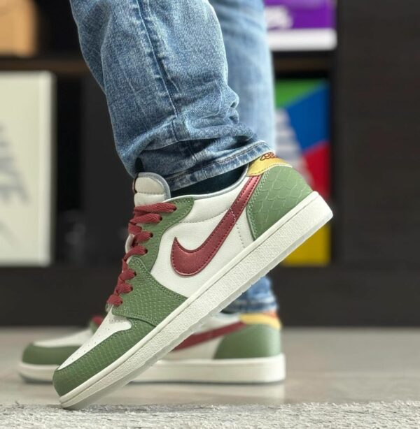 AJ 1 Low ‘Year of the Dragon’ FN3727-100