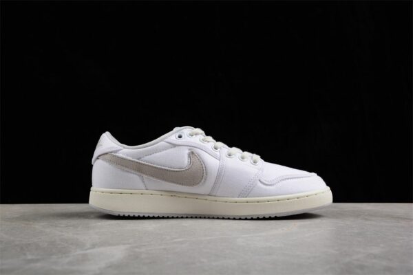 AJKO 1 Low x Union LA ‘White’ DO8912-101