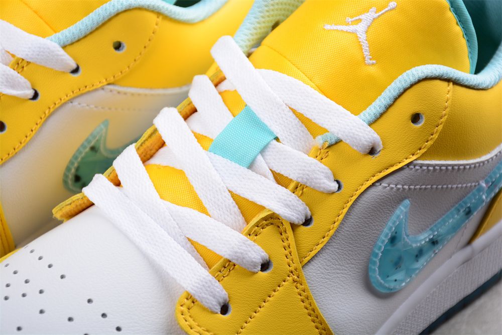 AJ 1 Low ‘Recycled Grind’ DX4375-800 AJ 1 Low ‘Recycled Grind’ DX4375-800