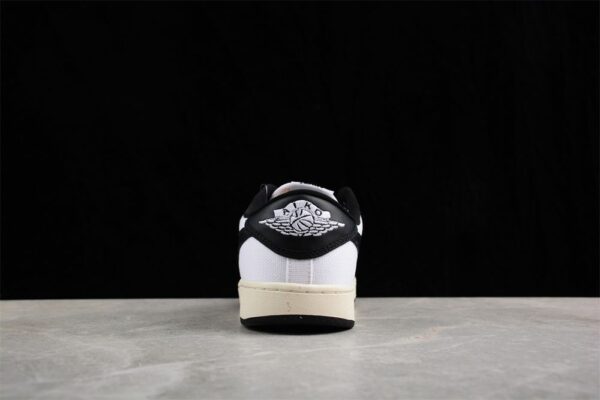 AJKO 1 Low ‘Panda’ DX4981-100