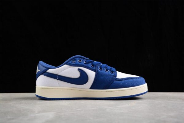 AJKO 1 Low ‘Kentucky’ DX4981-103