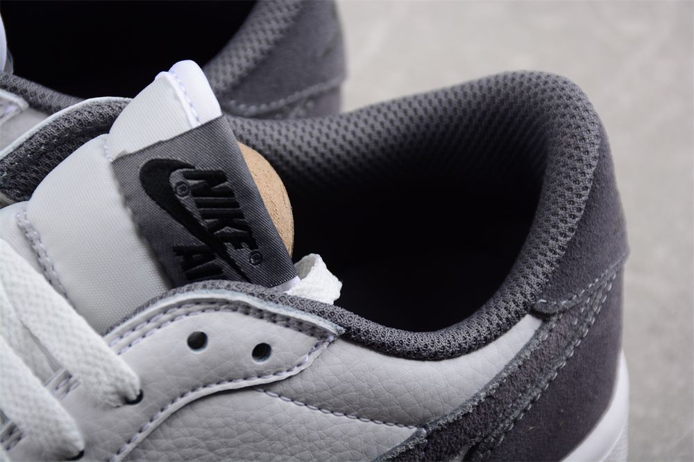 AJ 1 Low ‘Atmosphere Grey’ CZ0790-101 AJ 1 Low ‘Atmosphere Grey’ CZ0790-101