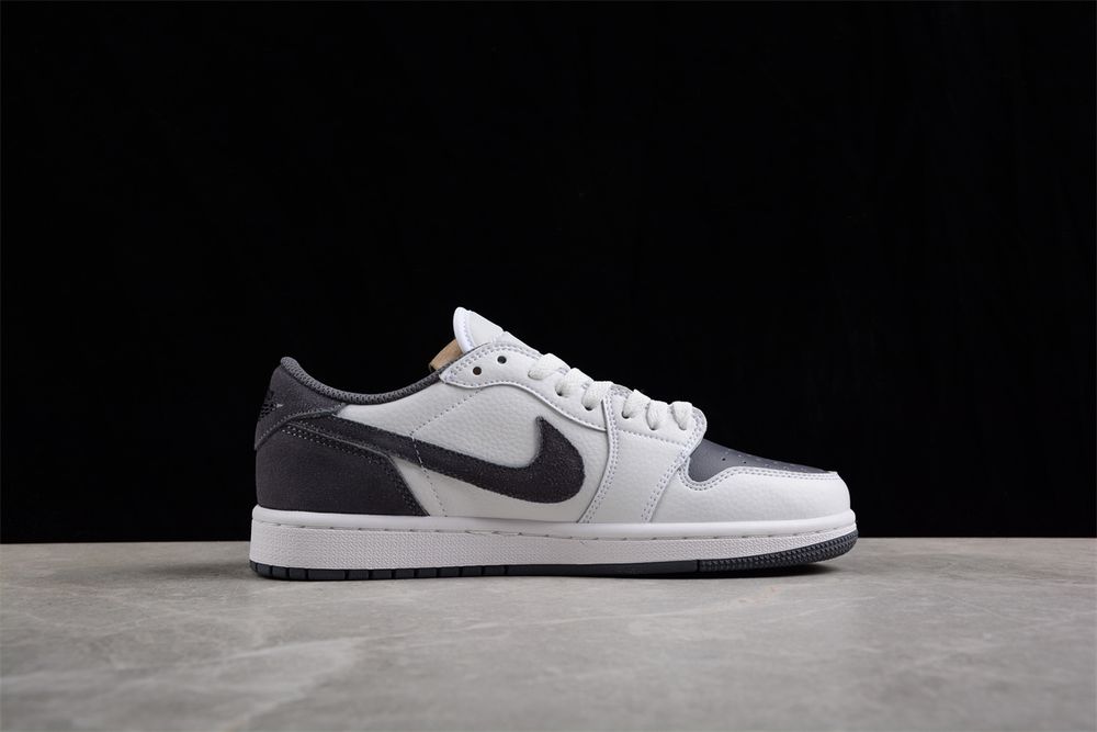 AJ 1 Low ‘Atmosphere Grey’ CZ0790-101 AJ 1 Low ‘Atmosphere Grey’ CZ0790-101