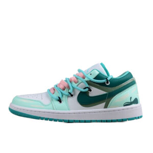 AJ 1 Low ‘New Emerald’ DC0774-132
