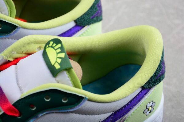 AJ 1 Low ‘Doernbecher’ FD9665-351