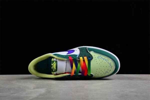 AJ 1 Low ‘Doernbecher’ FD9665-351