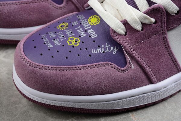 AJ 1 Low ‘Unity’ DR8057-500 AJ 1 Low ‘Unity’ DR8057-500