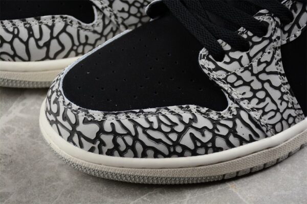 AJ 1 Retro Low OG ‘Black Cement’ CZ0790-001