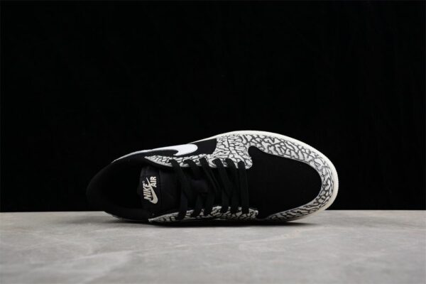 AJ 1 Retro Low OG ‘Black Cement’ CZ0790-001