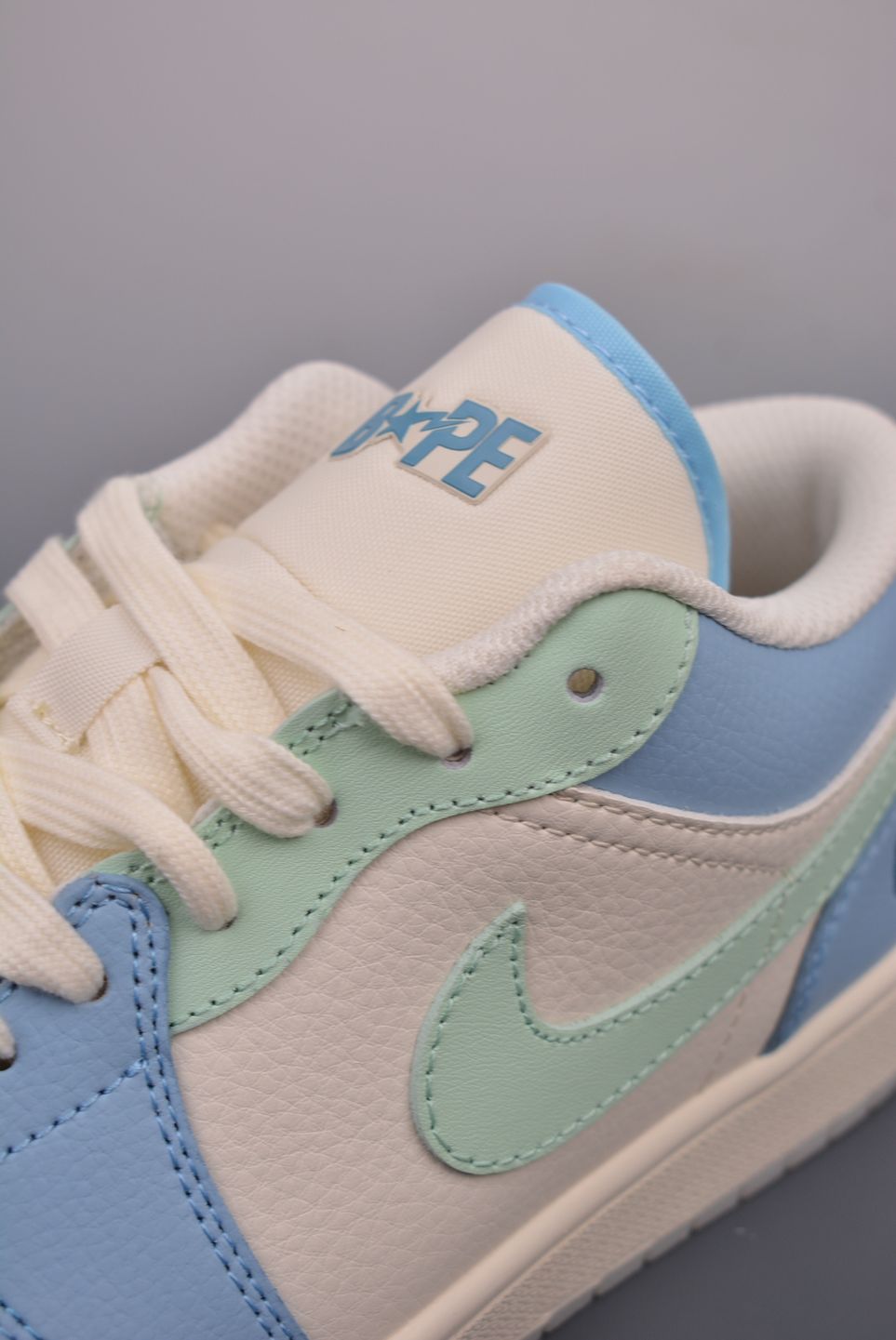 AJ 1 Low Bape JJ8688-006 AJ 1 Low Bape JJ8688-006