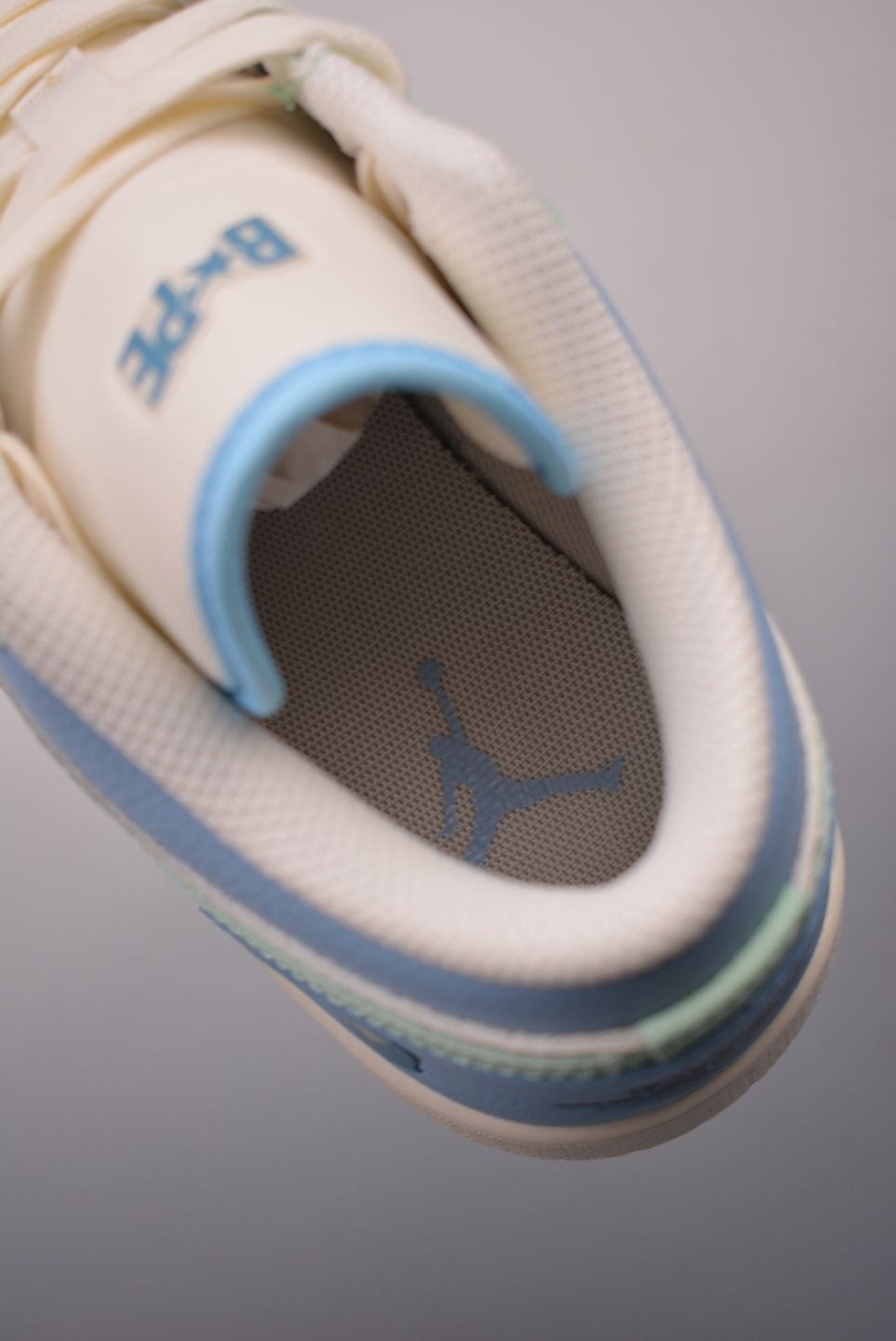 AJ 1 Low Bape JJ8688-006 AJ 1 Low Bape JJ8688-006