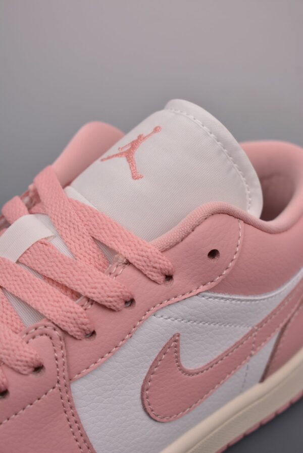 AJ 1 Low ‘Pink Oxford’ DC0774-162