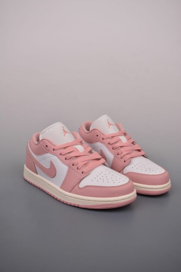 AJ 1 Low ‘Pink Oxford’ DC0774-162