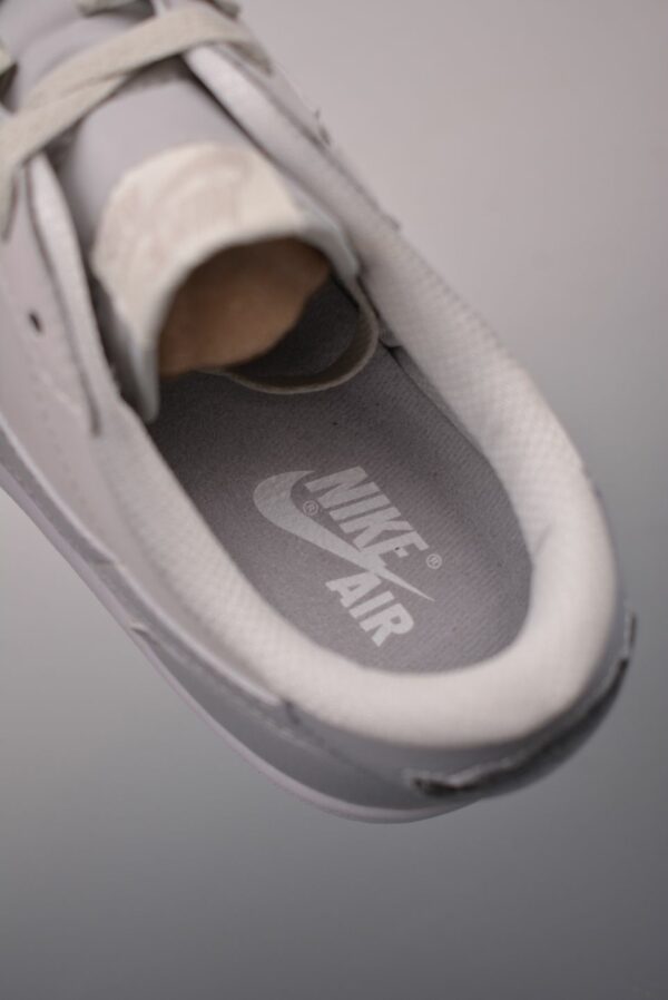 AJ 1 Low ‘Silver’ CZ0790-002
