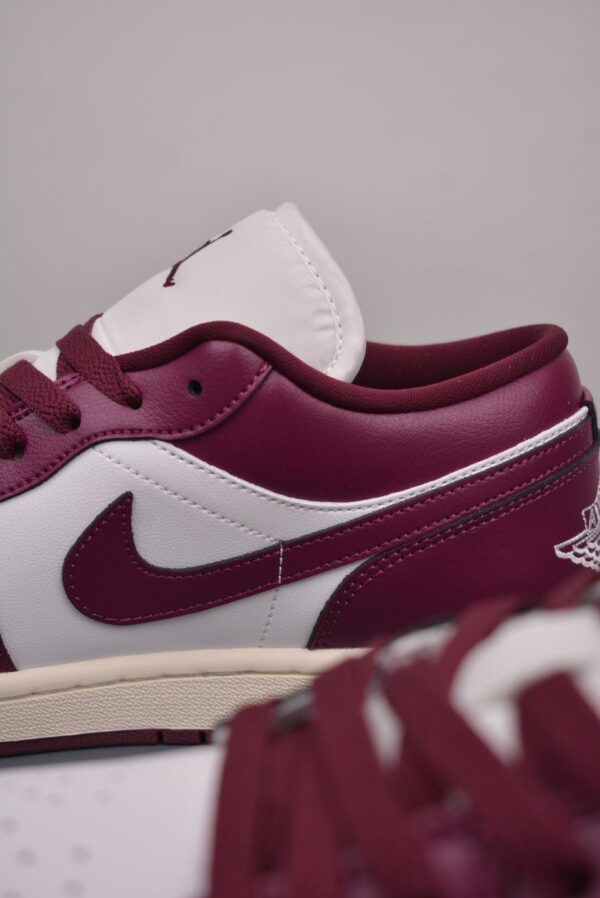 AJ 1 Low ‘Fireberry’ DC0774-161 AJ 1 Low ‘Fireberry’ DC0774-161