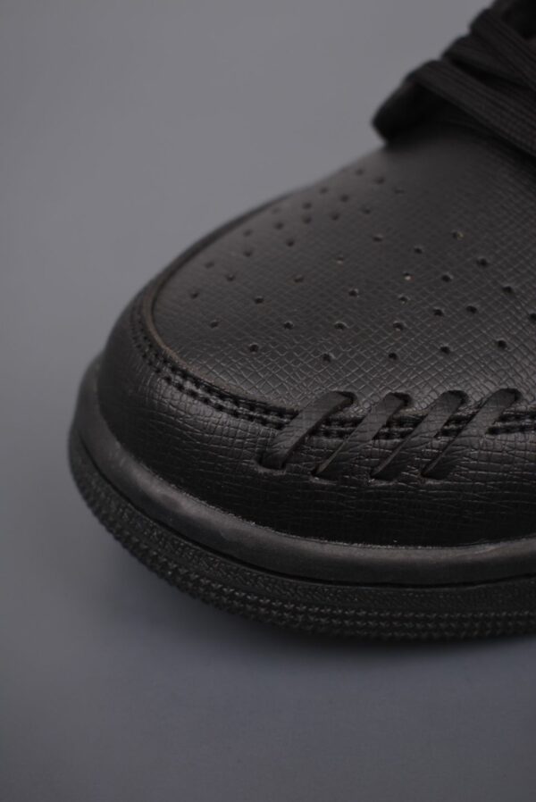 AJ 1 Low Method of Make ‘Black Metallic Gold’ FN5032-007 AJ 1 Low Method of Make ‘Black Metallic Gold’ FN5032-007