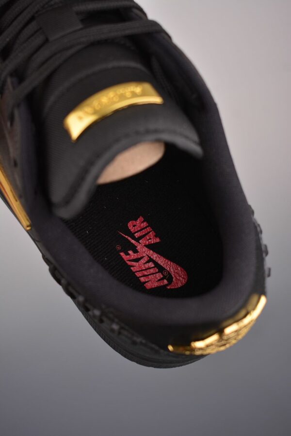 AJ 1 Low Method of Make ‘Black Metallic Gold’ FN5032-007 AJ 1 Low Method of Make ‘Black Metallic Gold’ FN5032-007