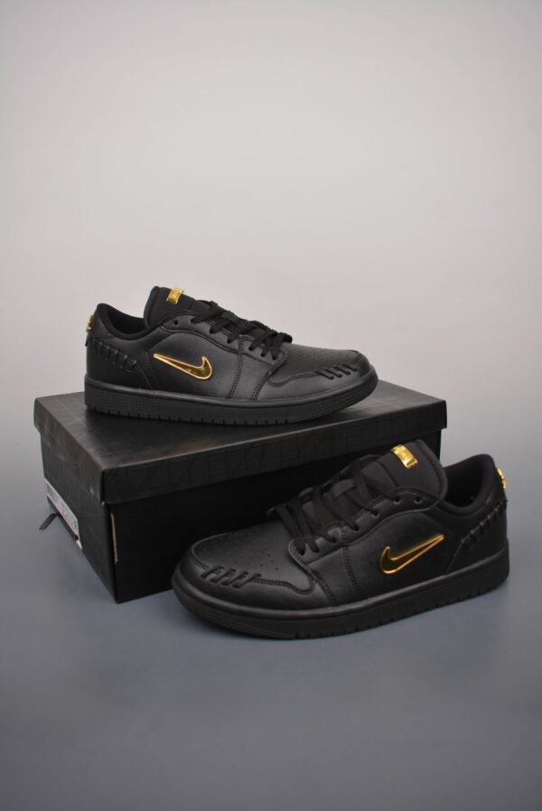 AJ 1 Low Method of Make ‘Black Metallic Gold’ FN5032-007 AJ 1 Low Method of Make ‘Black Metallic Gold’ FN5032-007