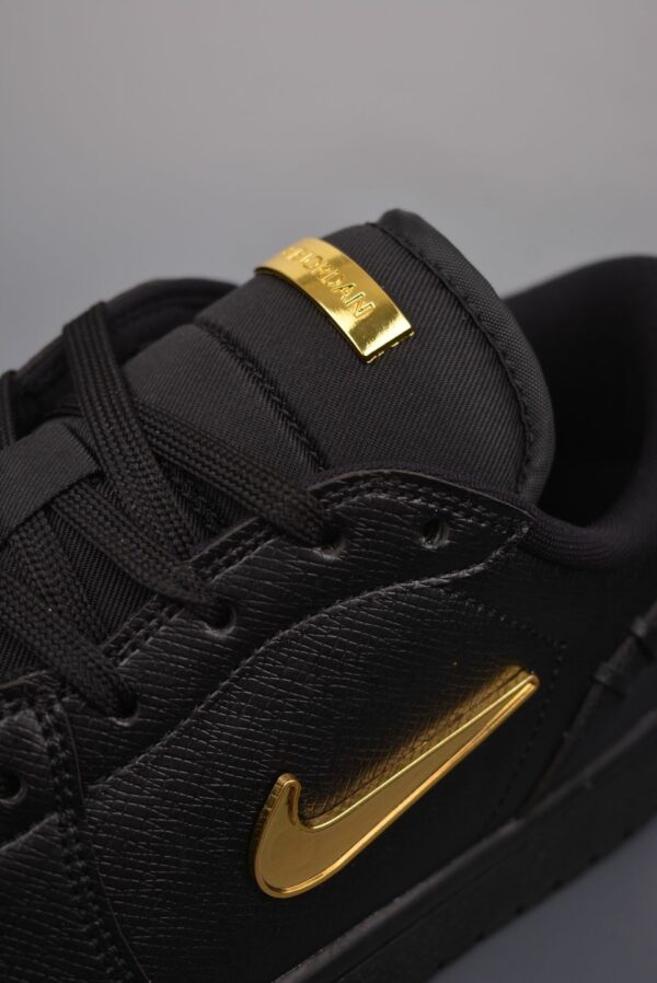AJ 1 Low Method of Make ‘Black Metallic Gold’ FN5032-007 AJ 1 Low Method of Make ‘Black Metallic Gold’ FN5032-007