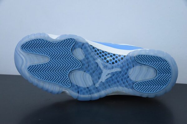 AJ 11 Retro Low ‘UNC’ 528895-106