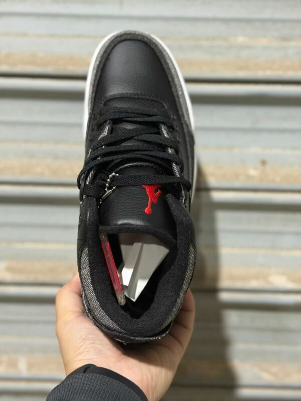 AJ 3 x Levi’s ‘Denim Black’ IR0914-400