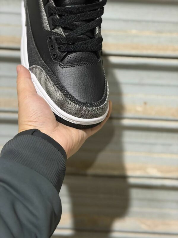 AJ 3 x Levi’s ‘Denim Black’ IR0914-400