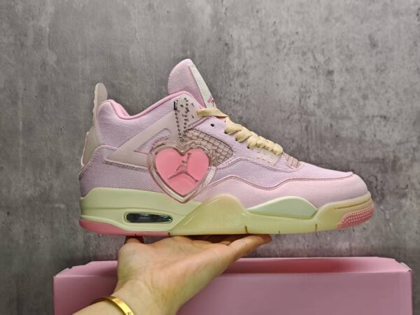 AJ 4 Retro ‘Iced Carmine’ IB6716-600