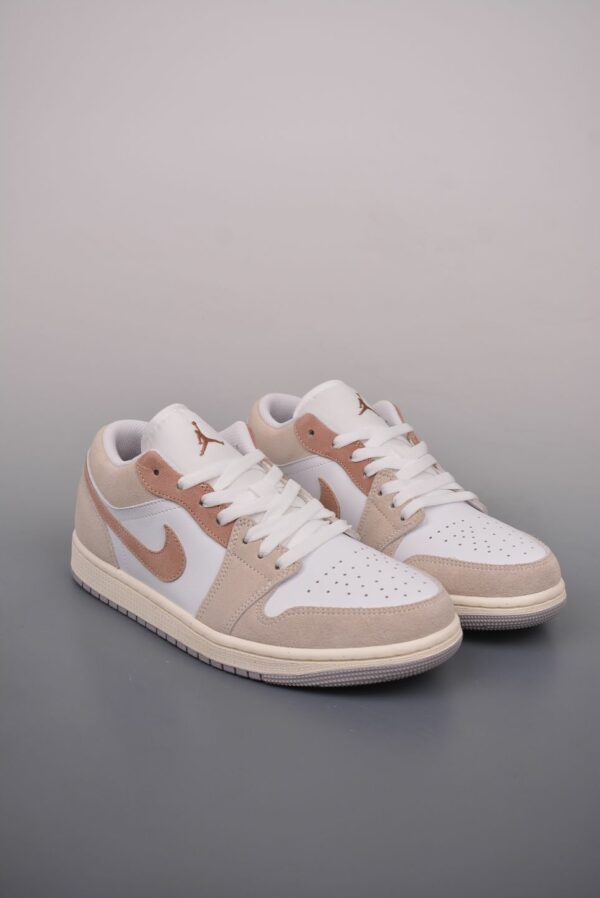 AJ 1 Low SE ‘Legend Light Brown’ HF1567-200