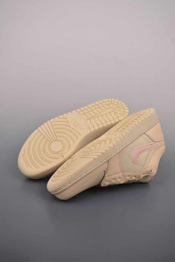 AJ 1 Low SE ‘Seersucker’ FQ1925-100