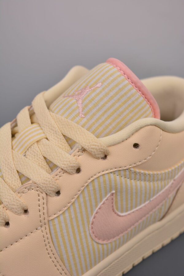 AJ 1 Low SE ‘Seersucker’ FQ1925-100