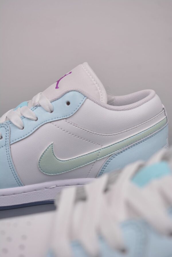 AJ 1 Low SE ‘Glacier Blue’ HJ3481-491